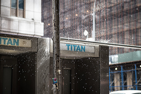 Titan Schriftzug - Janet Große Fotografin Streetphotography